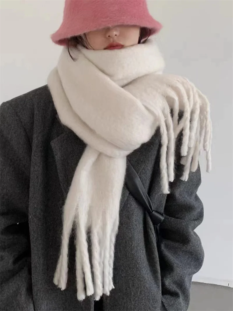 Korean Style Cashmere Solid Colors Women Scarf Winter Shawl and Wrap Bandana Pashmina Tassel Female Foulard Thick Blanket 2024