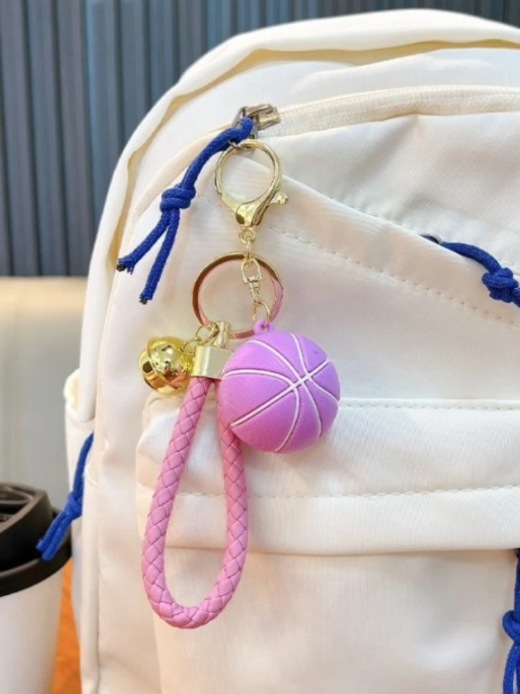 Mini porte-clés de basket-ball pour fille, pendentif de sac à breloques créatif en caoutchouc, accessoires de voiture, cadeau pour femmes