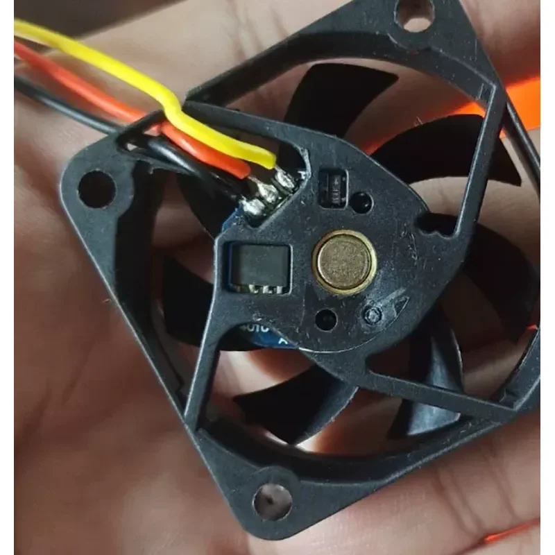 Fan for Hikvision 4 8 16-Channel Hard Disk Video Recorder HA40101V4-000C-999 4cm 12V 0.8W
