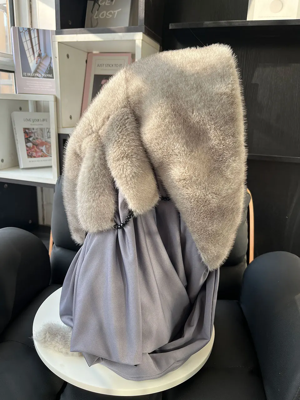 Kunstnerzfell-Mütze mit Kapuze für Damen, Winter-Wärme, Luxuriöser Vollpelz-Kunstnerzschal, Stilvolle Modische Damen-Outdoor-Kopfbedeckung – Detail 16