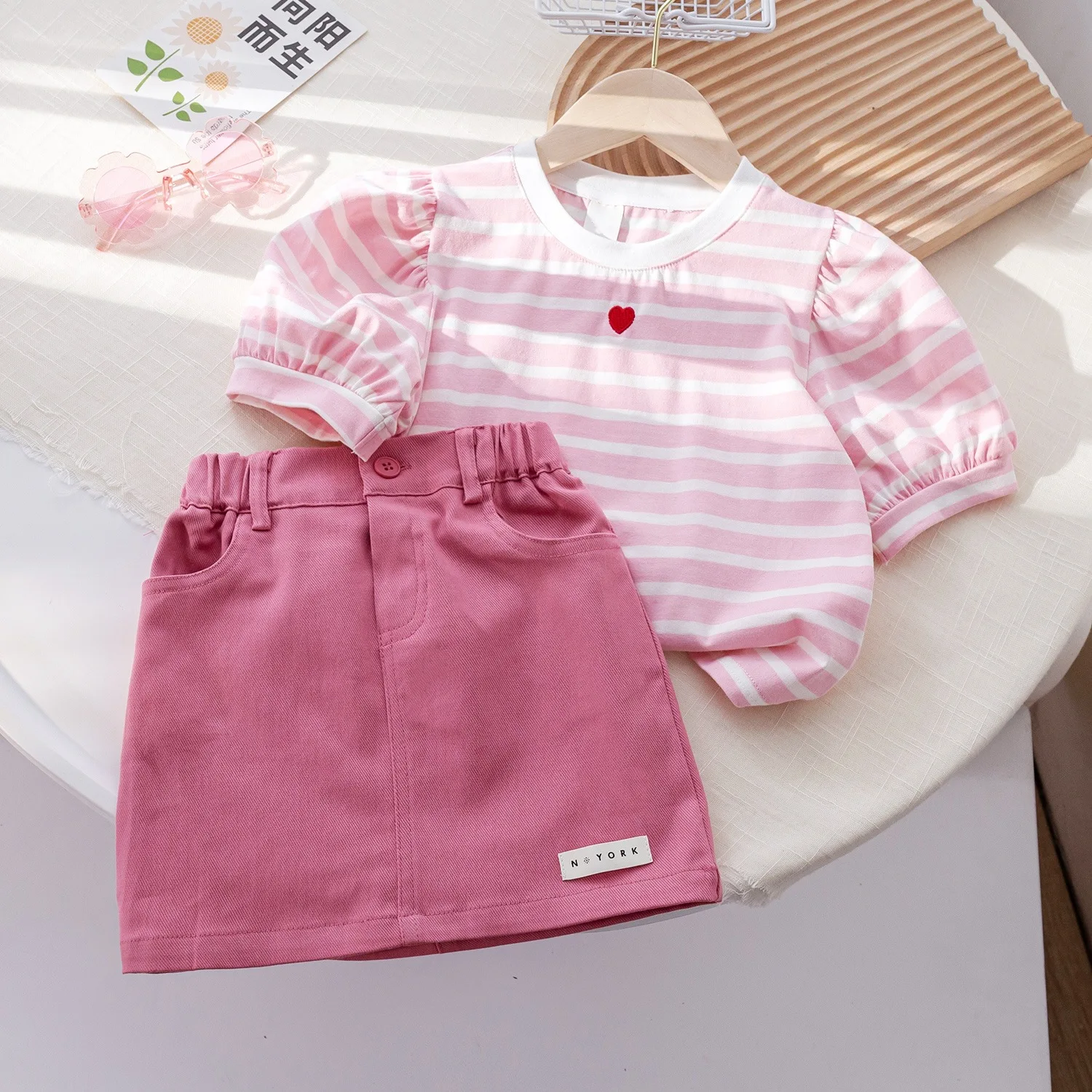 

Two-piece Set Children's Clothing Girls' Summer New Striped Short Sleeved T-shirt Stylish Short Skirt Suit