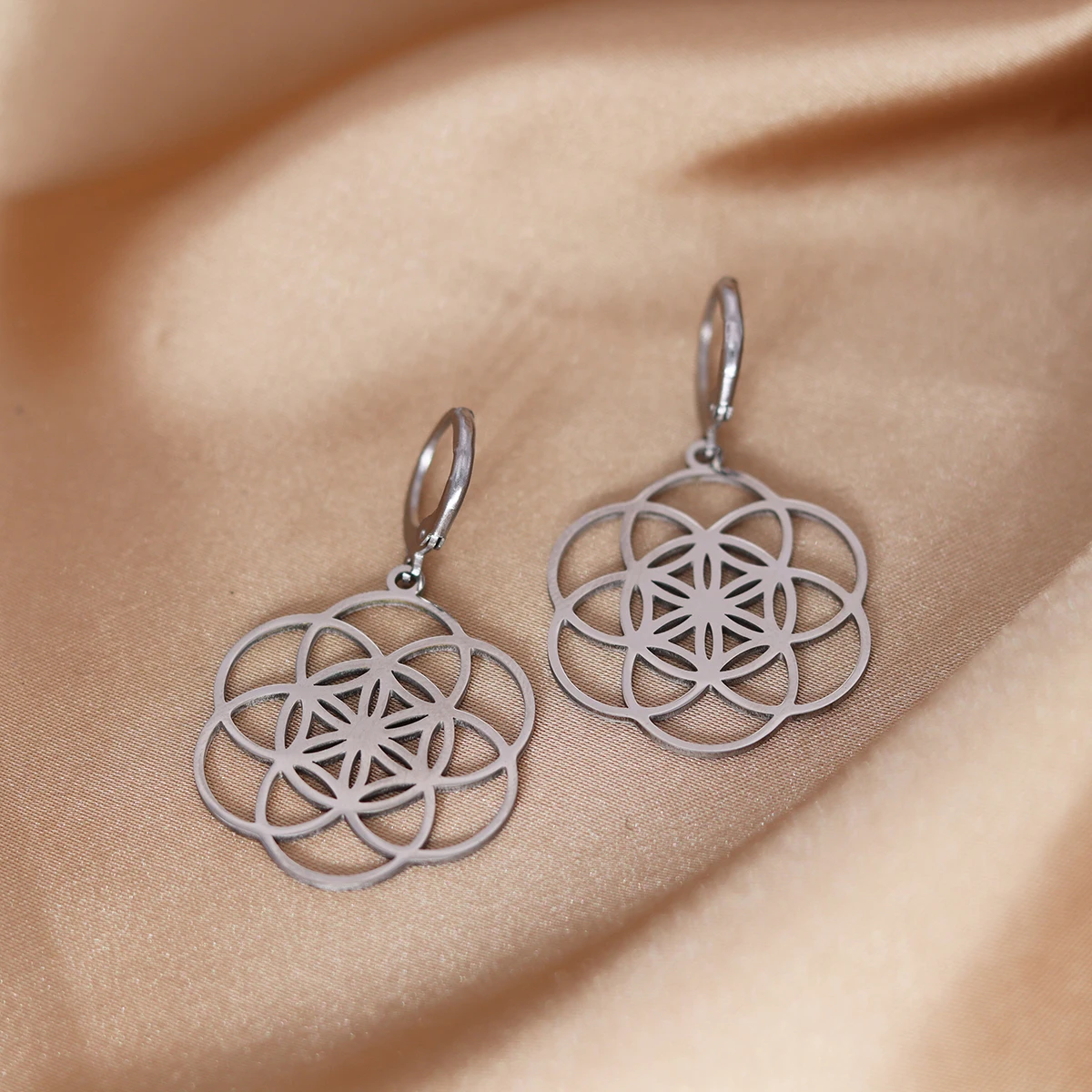 CHENGXUN Flower Of Life Hoop Earrings Six Leaf Clover Earring Stainless Steel Geometry Pattern Jewelry for Women