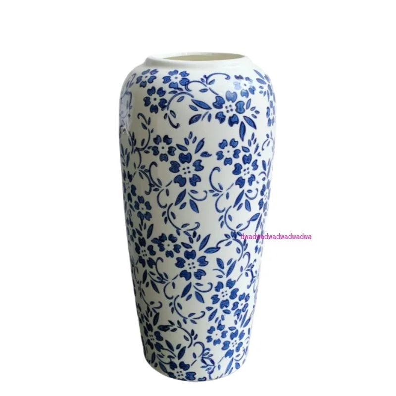 blue-white porcelain ceramic vase, retro pattern ornament in living room, high-end sense antique arrangement vase flower ware