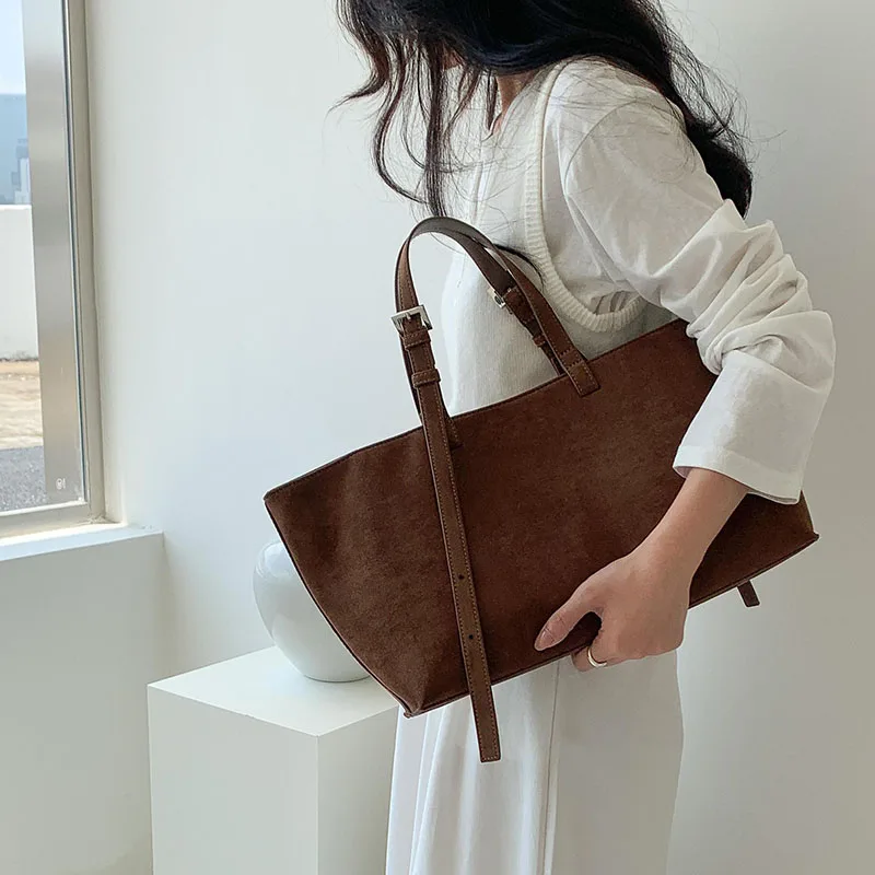 

Женские сумки на плечо большой вместимости, женская сумка-тоут из искусственной замши в стиле ретро, дизайнерские сумки и кошельки с матовой текстурой для покупок