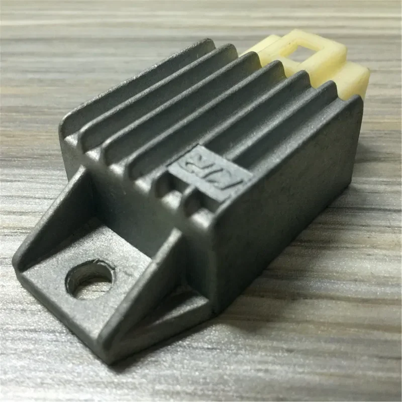 STARPAD For Jialing Motorcycle Accessories 70JH70JL70 regulator rectifier regulator block 6V rectifier retro refit,Free shipping