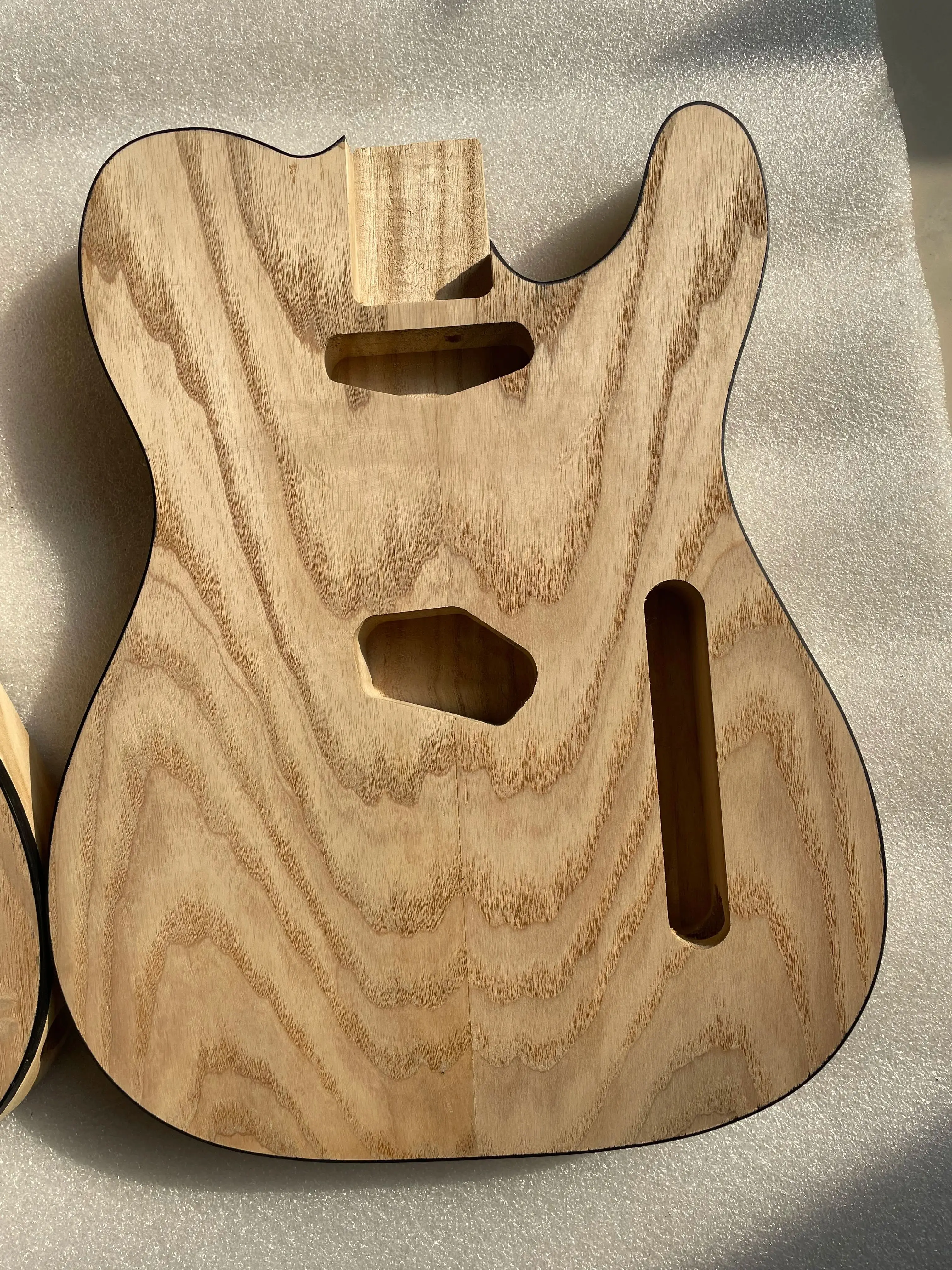 Unfinished Electric Guitar Body paulownia wood Ashwood Veneer TL-T02 Guitarra Barrel for TL Style DIY Parts Guitar Accessories