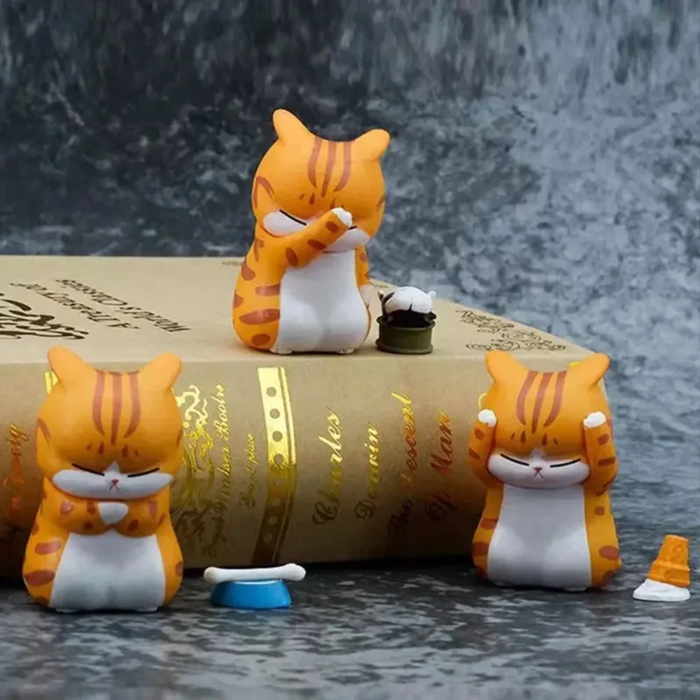 1Pc mini cat blind box angry orange cat cute character ornaments mysterious box office desktop computer ornaments children's gif