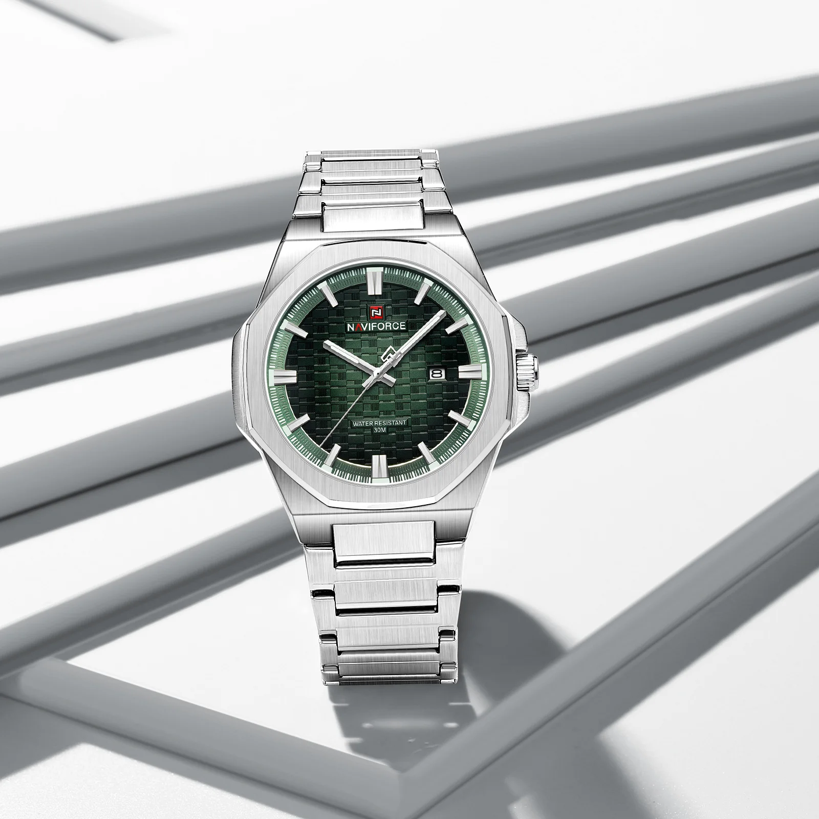 NAVIFORCE 9245 Jam Tangan Kuarsa Pria Modis Jam Tangan Bisnis Kasual Tali Baja Tahan Air Bercahaya Kalender untuk Pria Reloj Hombre