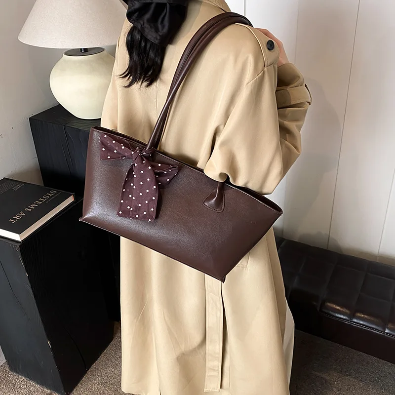 

Fashionable Crossbody Bags for Woman Shoulder Bags Casual Hand-held Travel Bag Large Capacity Casual Tote Bag Purse and Handbags