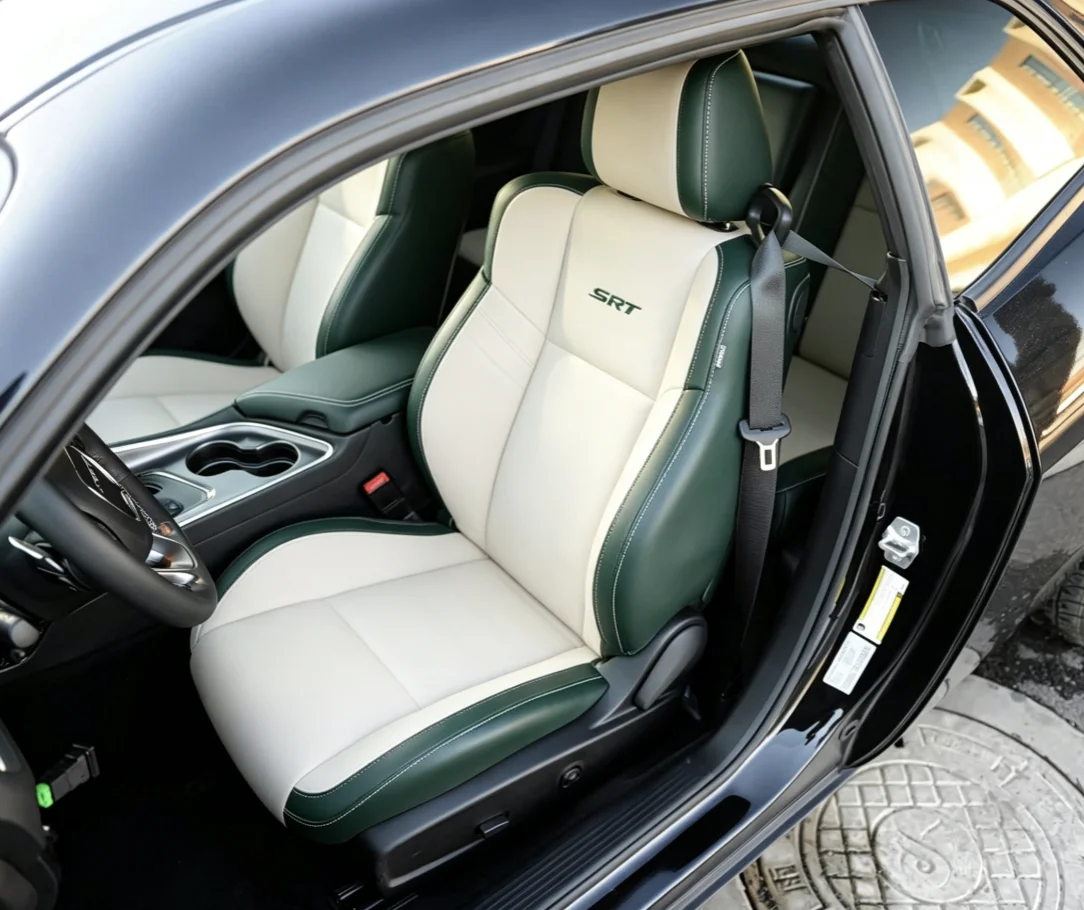 Für Dodge Challenger 2015 Maßgefertigte Autositzbezüge Luxuriöses Nappaleder 100% Passgenau Innenraumzubehör 360 ° Vollständige Abdeckung – Detail 4