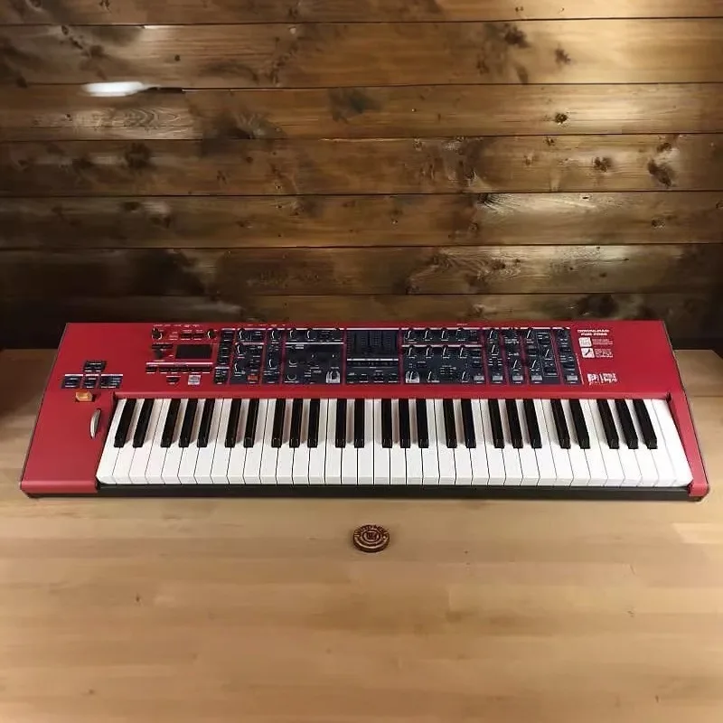 Flagship Virtual Analog Synthesizer with Sampling