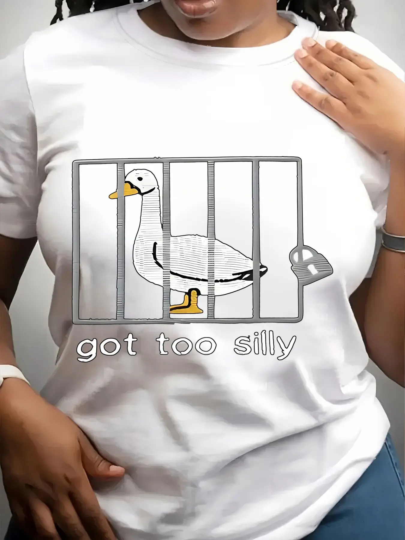 Women's Trendy Crew Neck T-Shirt Got Too Silly Duck Cage Suitable for Casual Sportswear