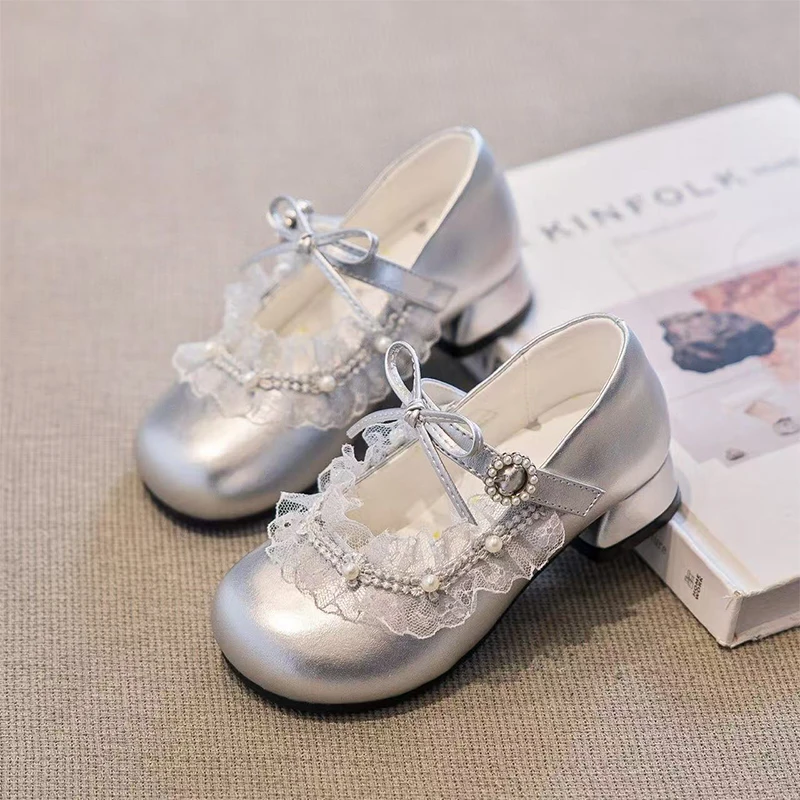 

2026 Children Party Leather Shoes Girls PU Low Heel Lace Flower Kids Shoes for Girls Single Shoes Dance Dress Shoe White Pink