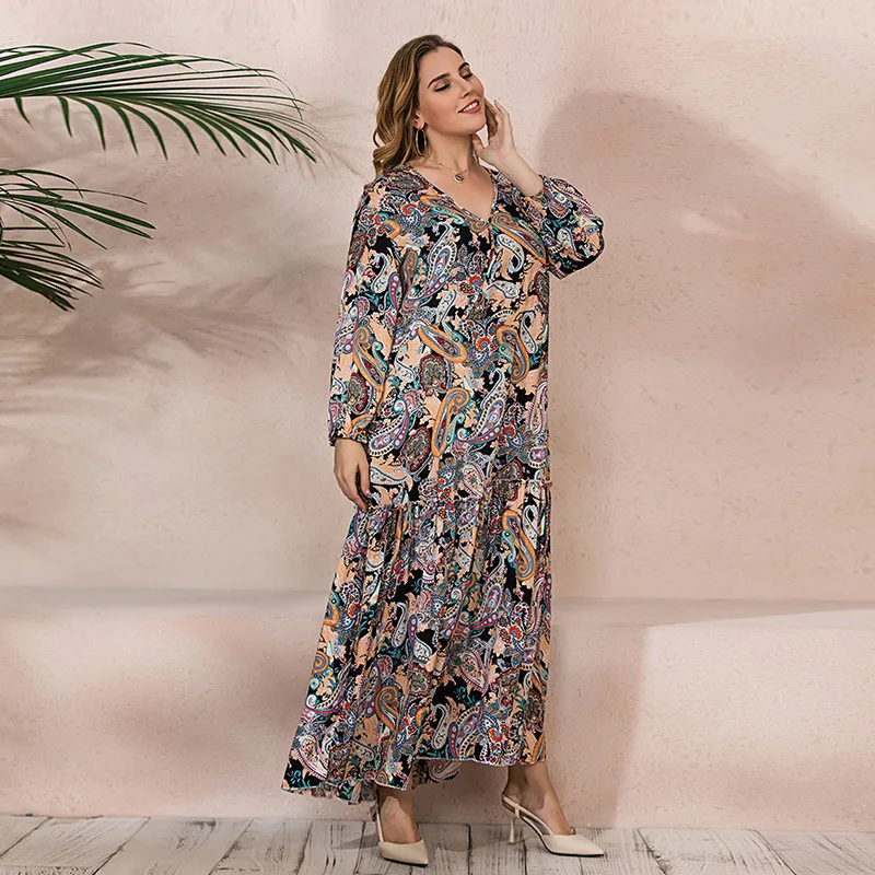 Hot selling retro Paisley oversized dress in spring and summer, chubby mm loose long sleeved large hem extended long skirt