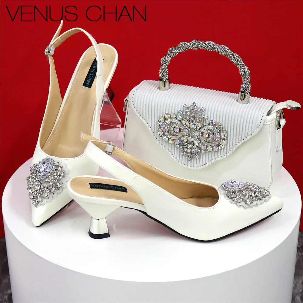 Italian Design White Elegant Ladies Fashion Crystal Bow Pointed Toe Shoes Daily or Party Shoes Bag Set For Women