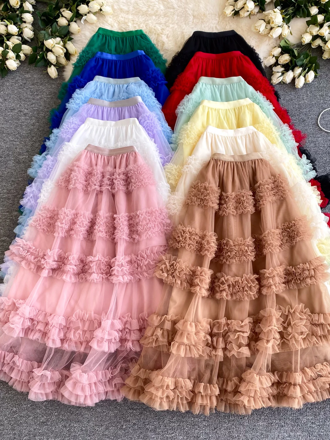 

Корейская женская весенняя юбка с высокой талией, с вырезами, многоярусная, А-силуэта, пышная, длинная, стройнящая