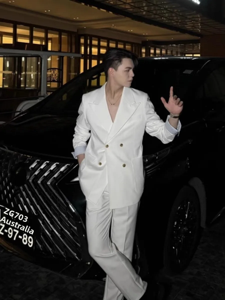 

Новый модный повседневный мужской костюм-двойка 2024 года: приталенный ретро-комплект из двух предметов (пиджак с длинным рукавом и брюки) — весенняя коллекция