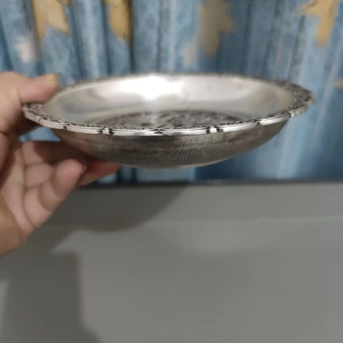 Antique Qianlong imperial plate, dragon and phoenix copper plate, copper silver-plated plate, home ornament 18cm