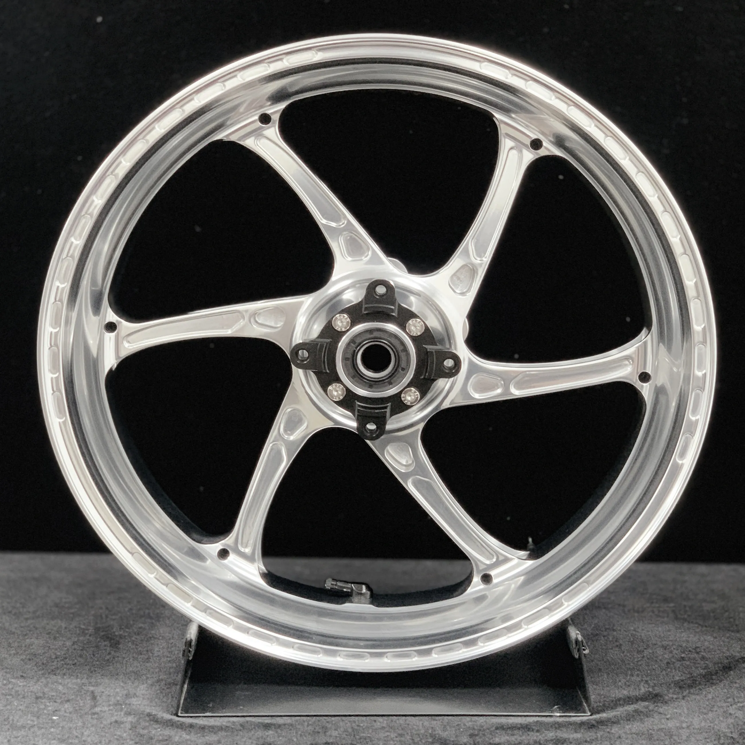 Suitable for triumph Street Triple 765 RS 2017-2025 Forged Aluminum Alloy Wheel Hubs - CNC Lightweight Motorcycle Wheels