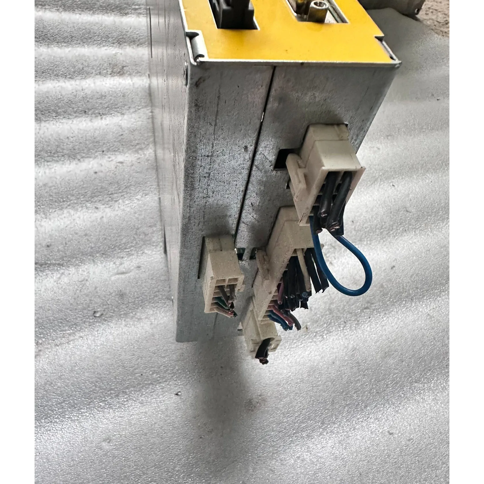 C5G-SDM CR17430080  Robot controller  With warranty