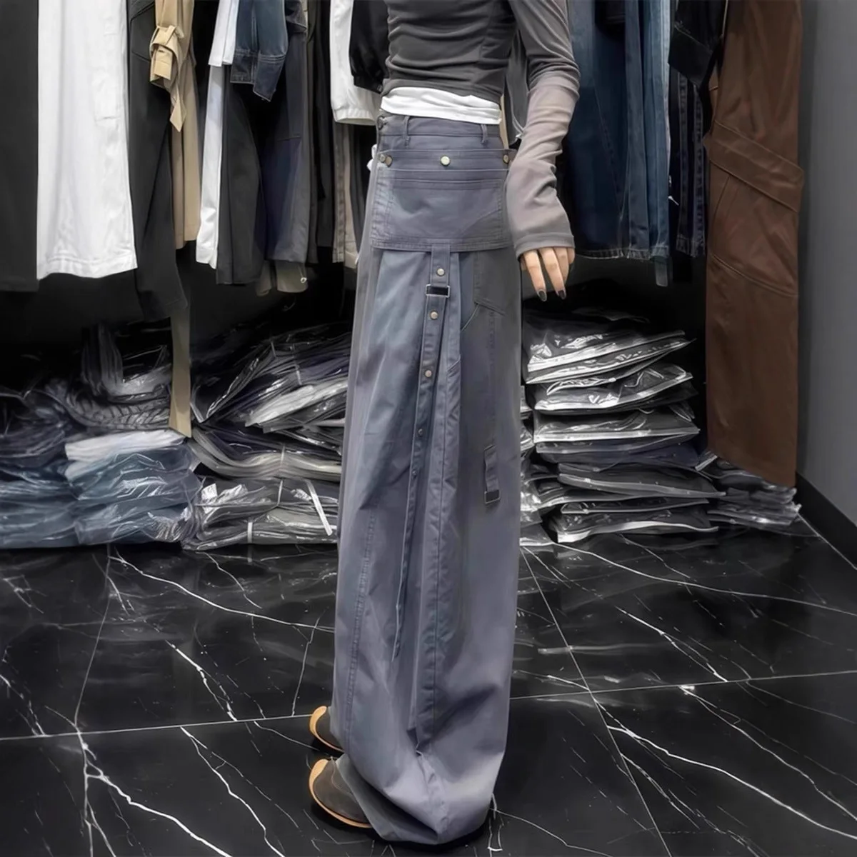 2026 New Retro Wide Leg Pants Women Loose Design Irregular Curved Cargo Pants Casual Versatile Daily Commute Trousers