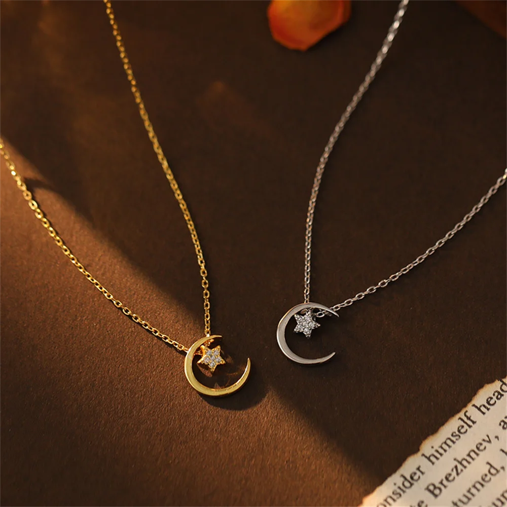 

Корейское легкое роскошное нишевое ожерелье для женщин, стерлинговое серебро 925 пробы, кулон со звездой и луной, высококачественный аксессуар в форме полумесяца, цепочка на ключицу