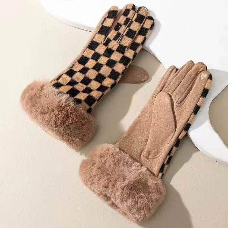New Winter Touch Screen Checkerboard Pattern Wool Mouth with Thickened Velvet Insulation Riding Gloves