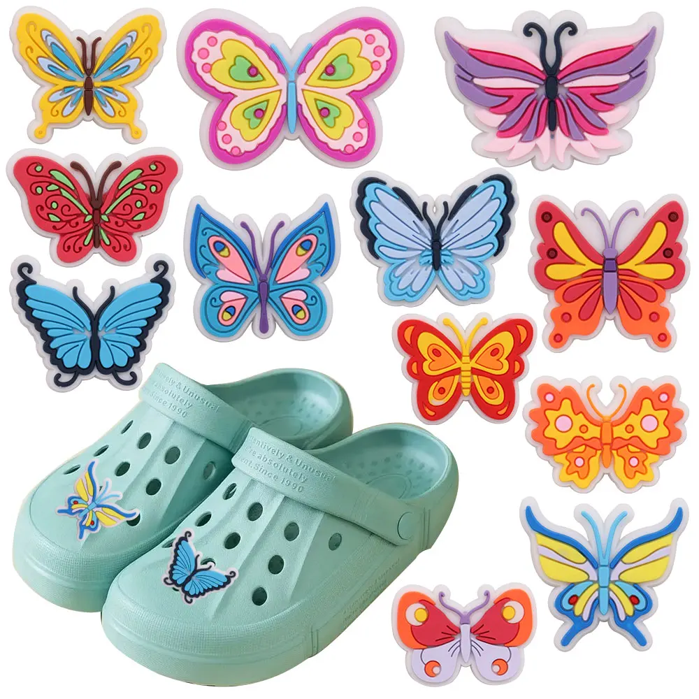 Breloques de chaussures en PVC pour enfants, mélange de 50 pièces, animal de dessin animé, insecte, papillon coloré, sandales, décoration de chaussures, pantoufles, accessoires, cadeau de fête