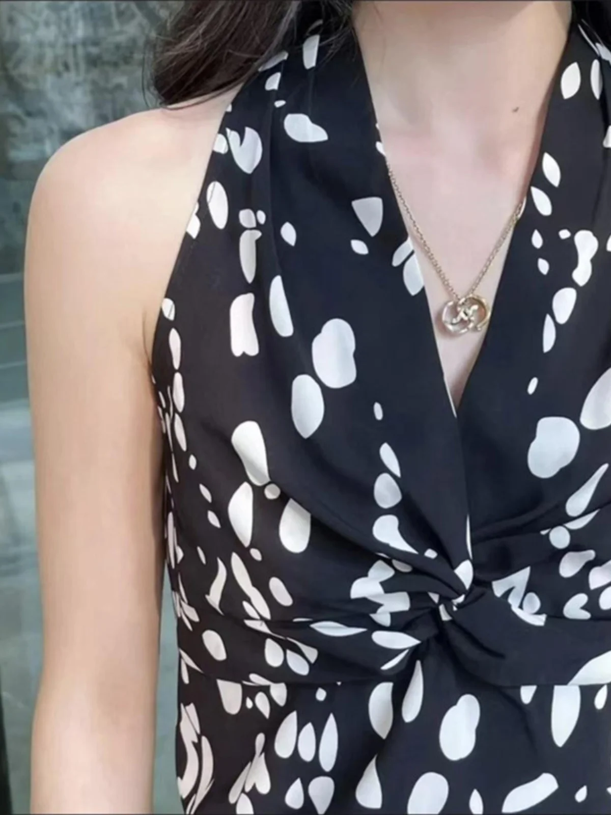 เสื้อกั๊กแฟชั่นผู้หญิง Sli Neline Svel ทรงสลิม ผ้าโพลีเอสเตอร์ สไตล์ลำลอง แบรนด์จีน สำหรับฤดูใบไม้ผลิและฤดูร้อน