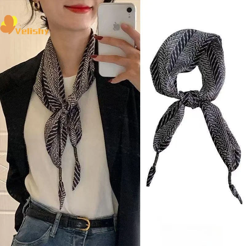 Modischer Seiden-Dreiecksschal für Damen, bedruckter Twill-Taillenwickel mit Gürtel, eleganter Schulterwickel im Vintage-Stil