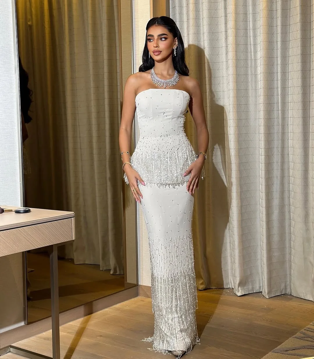 

Saudi Arabia Luxury Crystal Tassel Evening Dress Glittering Beading Sequins Peplum Occasion Dresses Arabian Corset Prom Gown