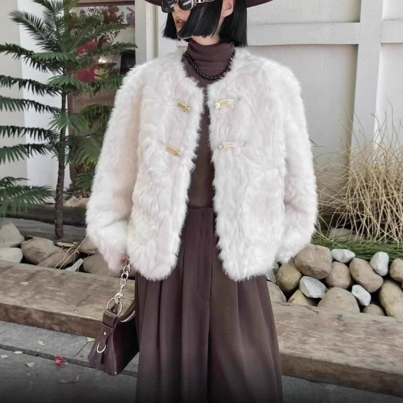 2026 Autumn Winter Fashionable Elegant Fox Mink Warm Outerwear Eco-friendly Fur Round-neck Single-breasted Short Coat for Women