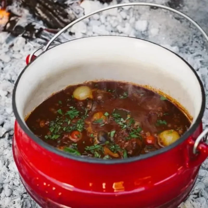 Stock Brand New Enamel Pot Camping Outdoor Home Cooking Tripod Cauldron 7.8 Liters