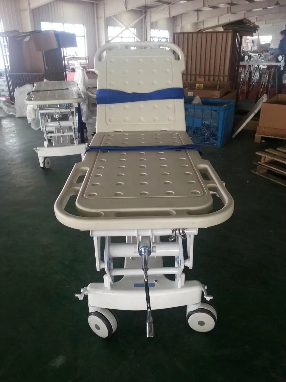 Emergency height adjustment manufacturer hospital furniture patient clinic transfer medical stretcher bed