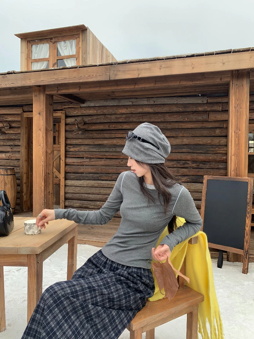 

NUOMICI Серая вязаная рубашка Женская одежда Осенняя новая футболка с круглым вырезом и длинными рукавами Slim Fit Шикарный высококачественный топ высокого качества