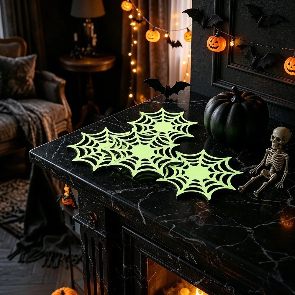 4/8PCS Anti-slip Glow-in-the-dark Coasters Dark Style Luminous Glowing Halloween Ghost Coasters Spooky Heatproof