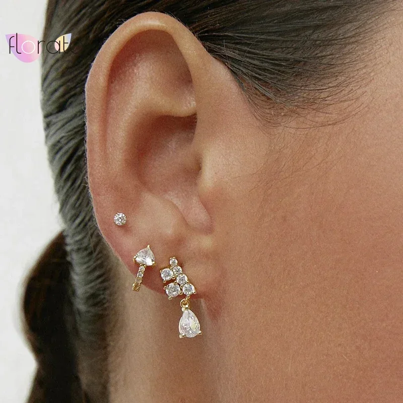 High-quality White Zircon Water Drop Earrings for Women 925 Sterling Silver Needle Delicacy Stud Earrings Wedding Party Jewelry