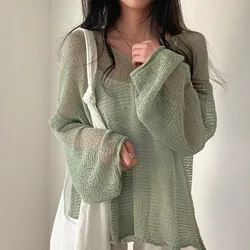 시크한 여름 신상 레이지 스타일 라운드넥 홀아웃 루즈핏 얇은 긴팔 자외선 차단 니트 스웨터 여성용 스윗 스타일 V넥 오버헤드 레귤러 길이