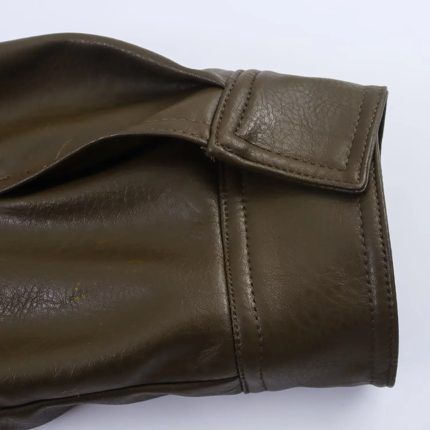 ZERAINS خريف جديد المرأة عادية جيب حزام الديكور سطح لامع تقليد الجلود الوقوف طوق سترة قصيرة بأكمام طويلة