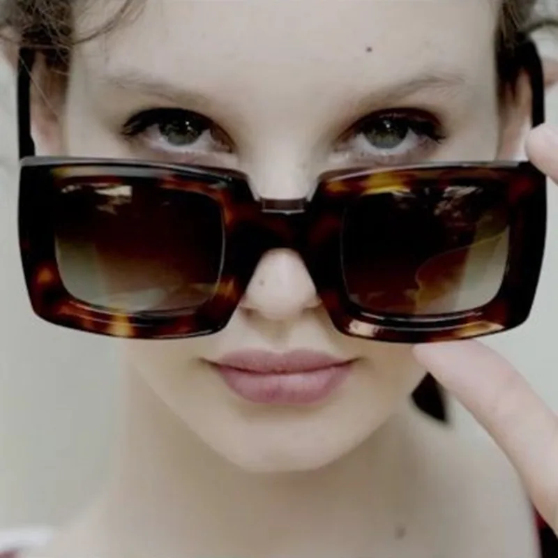 Vintage Trend Square Sunglasses Women Men Retro Fashion Sun Glasses Daily Go Out Shades Lady Man Eyewear UV Protective Glasses