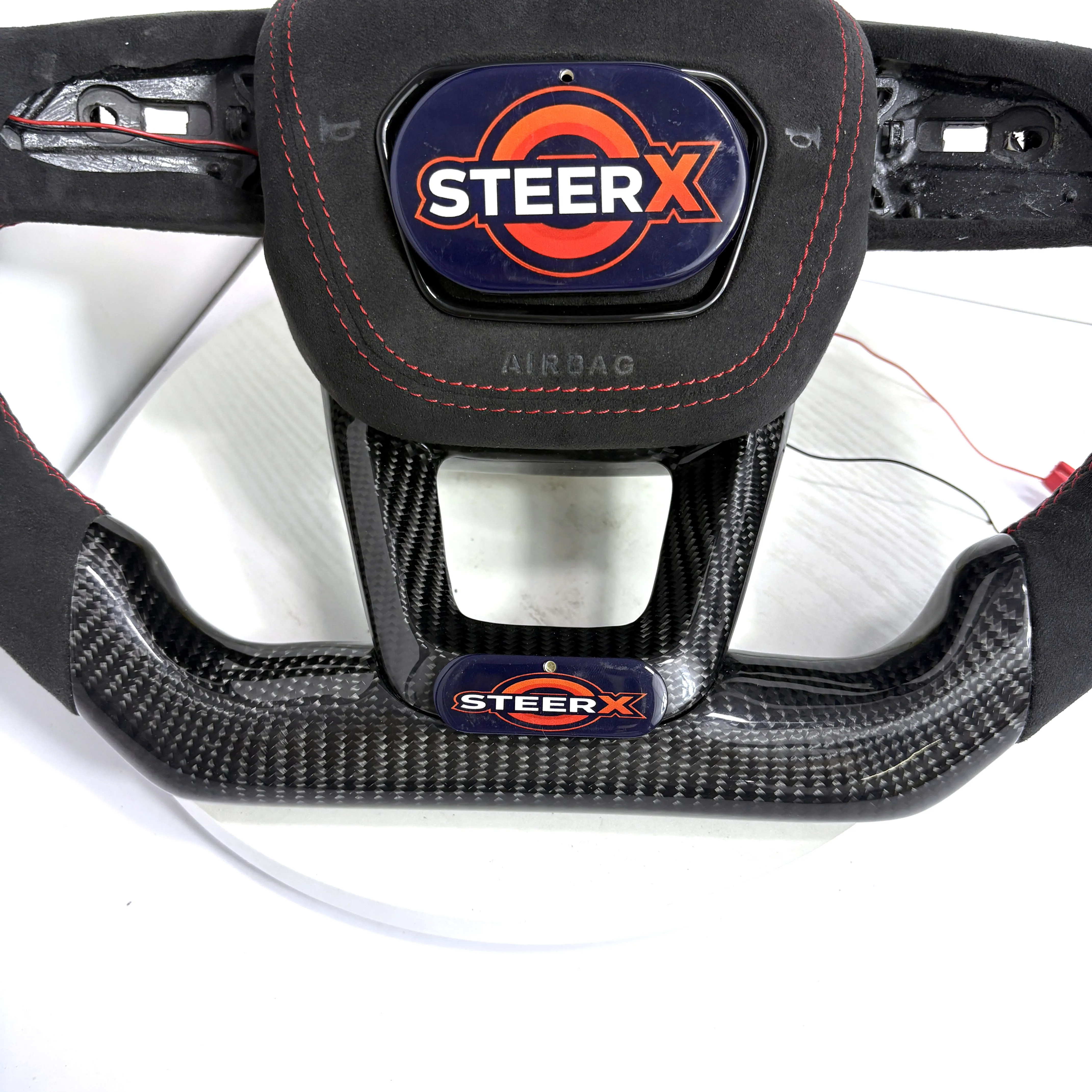 عجلة القيادة LED من ألياف الكربون لأودي Q2 Q3 Q5 Q7 Q8 2016-2025