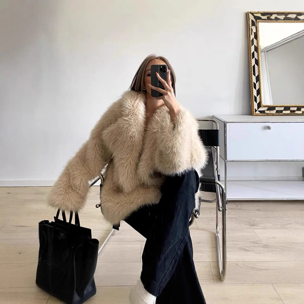 Winter Top 2025 New Fur One Fashion Winter Fur Plush Jacket Women