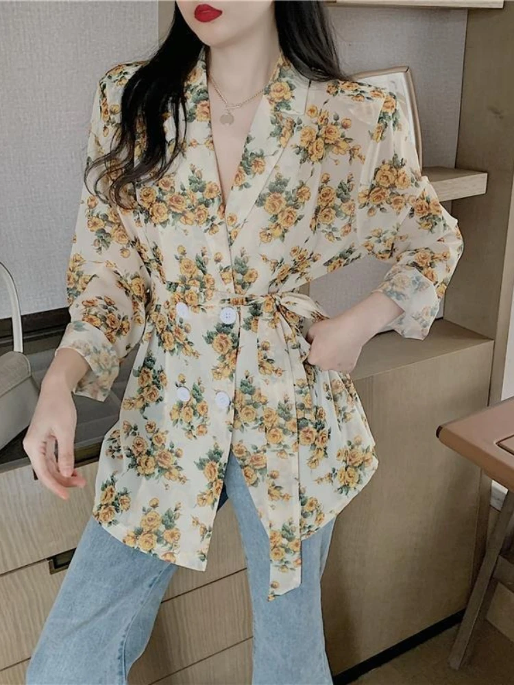 

French Vintage Blouses Notched Collar Long Sleeve Flower Print Double-breasted Shirts Lace-up Female Slim 2025 Women's Clothing