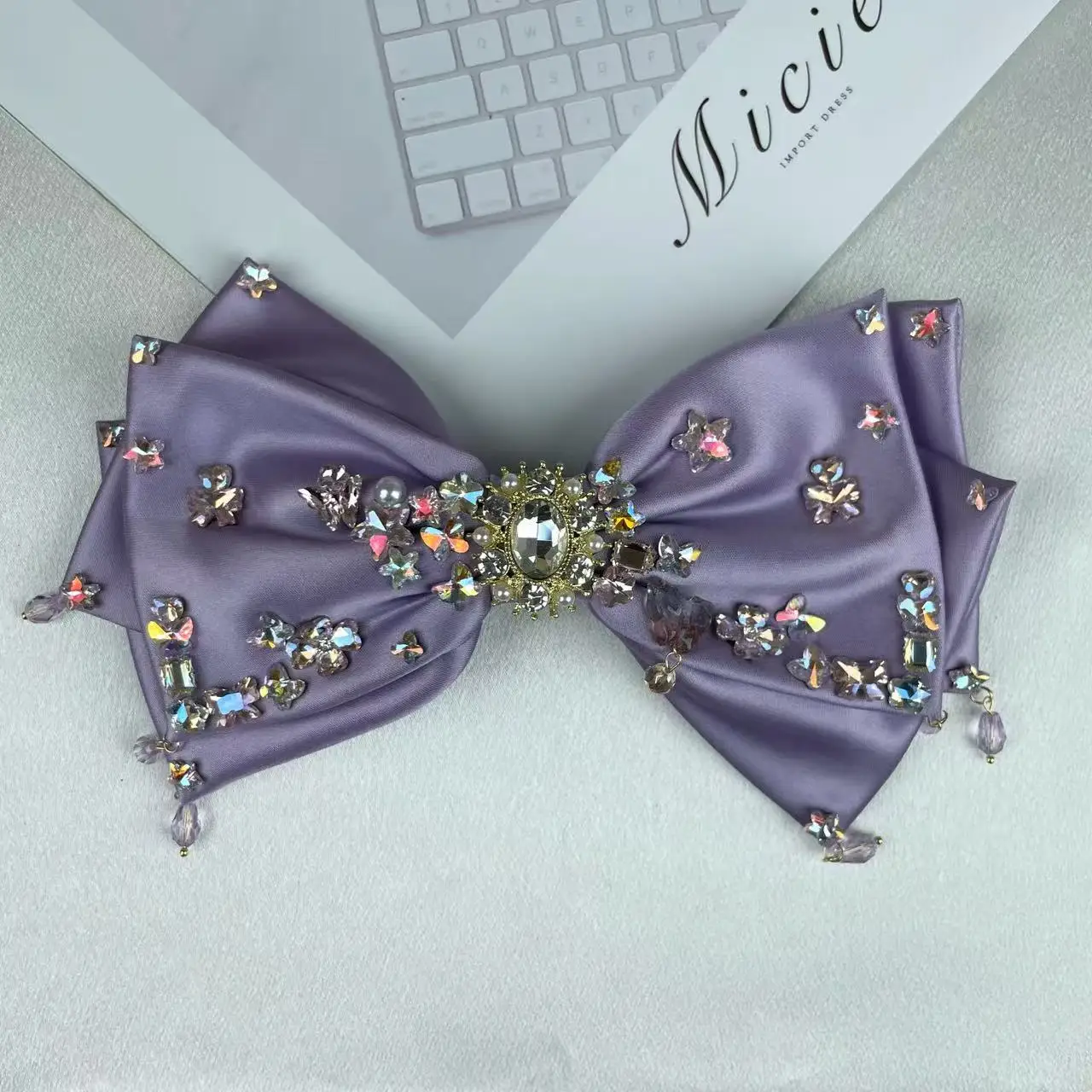 جديد الأصلي الصناعة الثقيلة عالية الجودة الساتان كامل الماس القوس دبوس الشعر غطاء الرأس الأنيق الحلو الربيع كليب