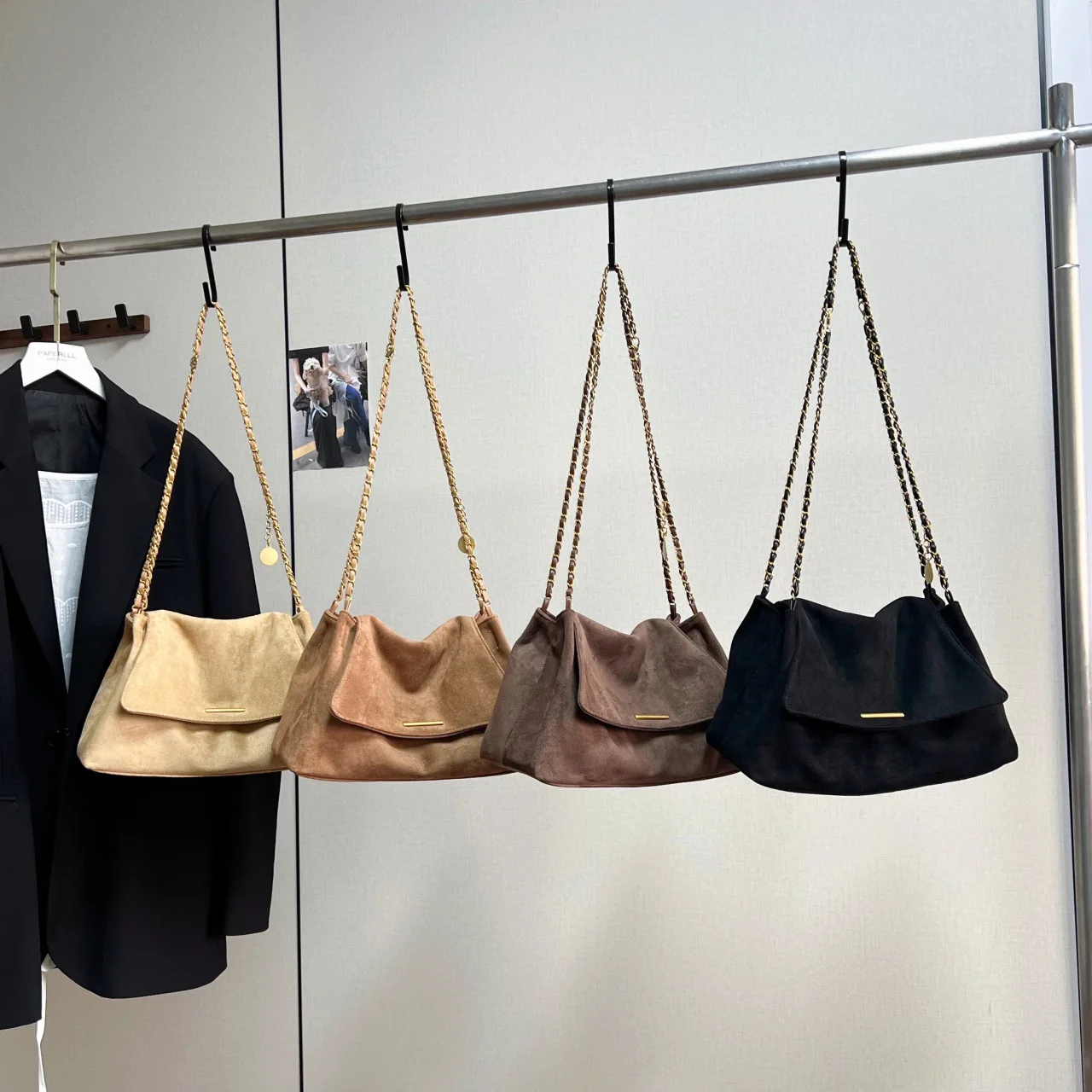 

2025 Autumn Winter Suede Tote Bag, Vintage Chain Shoulder Purse, Women's Spacious Commuter Crossbody, Day to Night Sling Bag