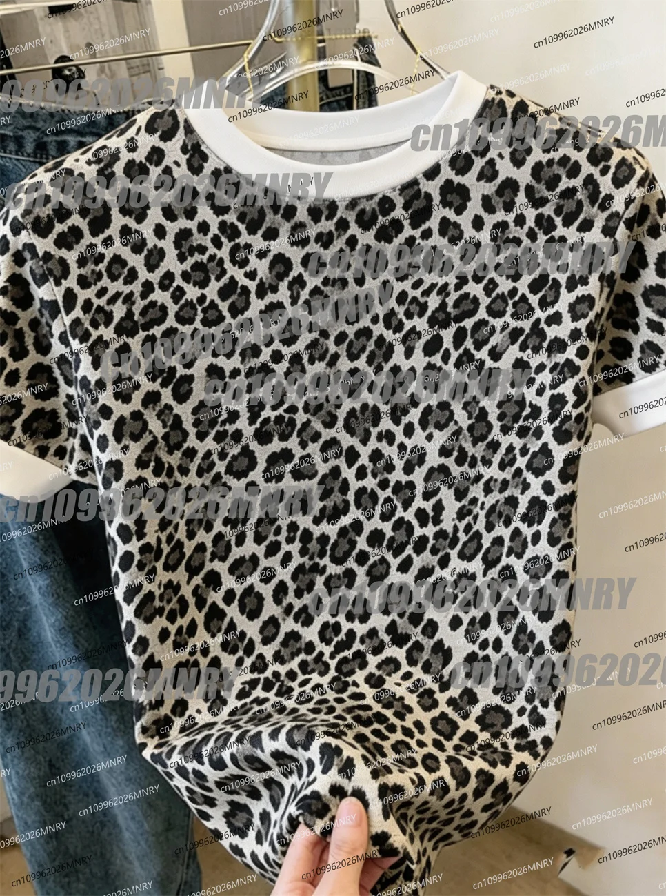 Camiseta Feminina de Verão com Manga Curta, Estampa Clássica Americana de Leopardo, Gola Redonda, para Esportes ao Ar Livre, Tamanhos Grandes, Roupa F