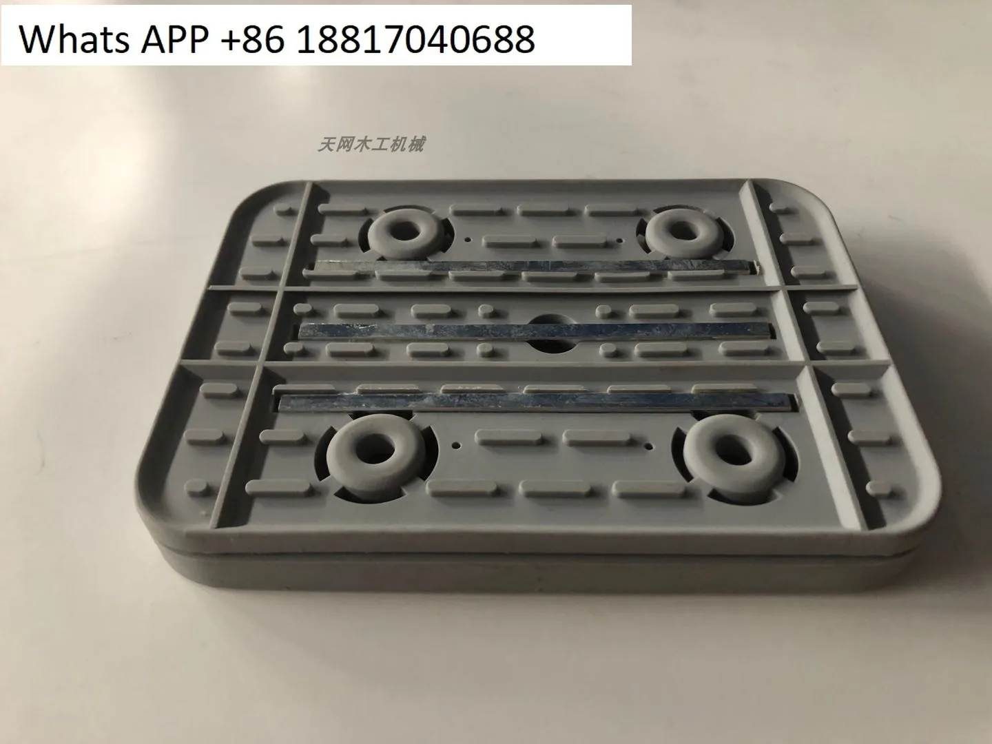 Halma CNC مركز التصنيع كوب شفاط المكنسة الكهربائية 160 * 115 * 17 مم قطع غيار ماكينات النجارة
