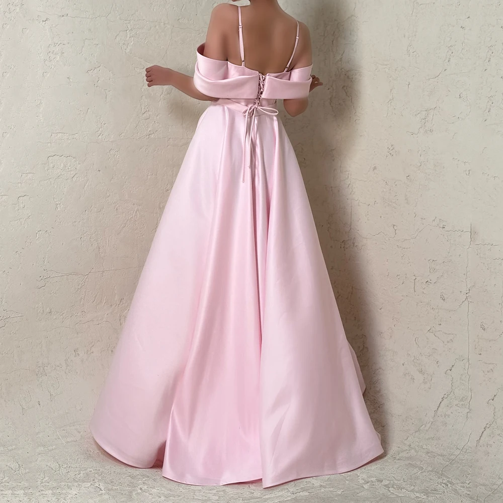 ชุดราตรีทรงเอไลน์แบบสั่งตัด ความยาวกรอมพื้น สายเดี่ยวแบบสปาเก็ตตี้ ไม่มีแขน ชุดออกงานพรอมเรียบง่ายทันสมัย จับจีบและผ้าคลุมแบบเรียบหรู ชุดออกงานปาร์ตี้