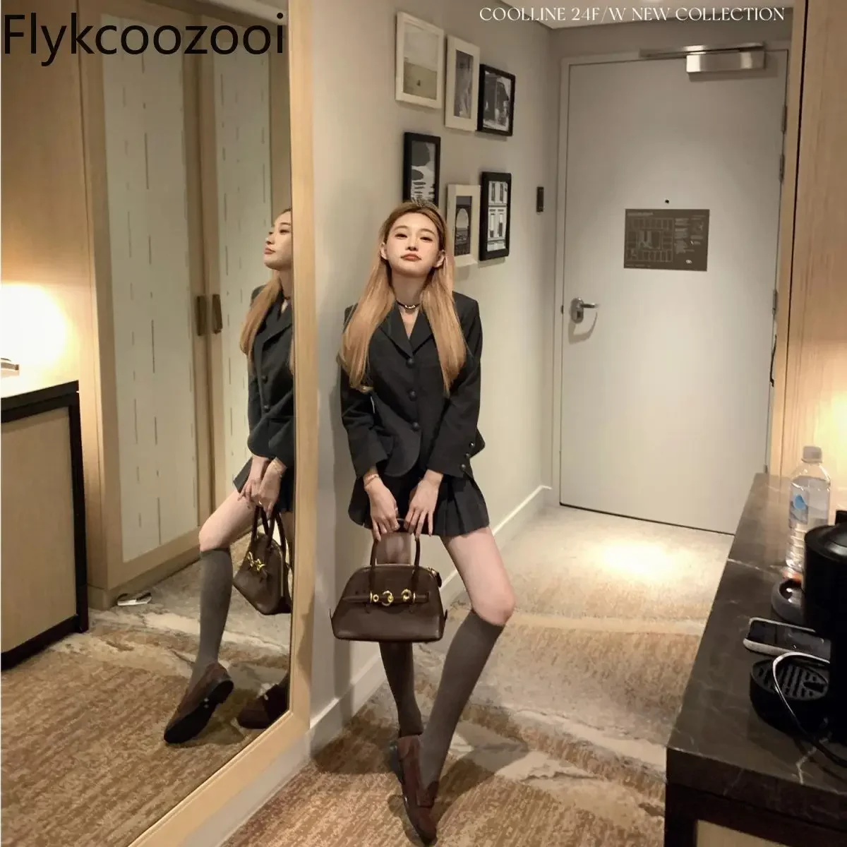 Temperament Fashionable Dark Grey Dark Striped Suit Jacket Women 2024 Autumn New Pleated Skirt Two-piece Ensembles De Jupes