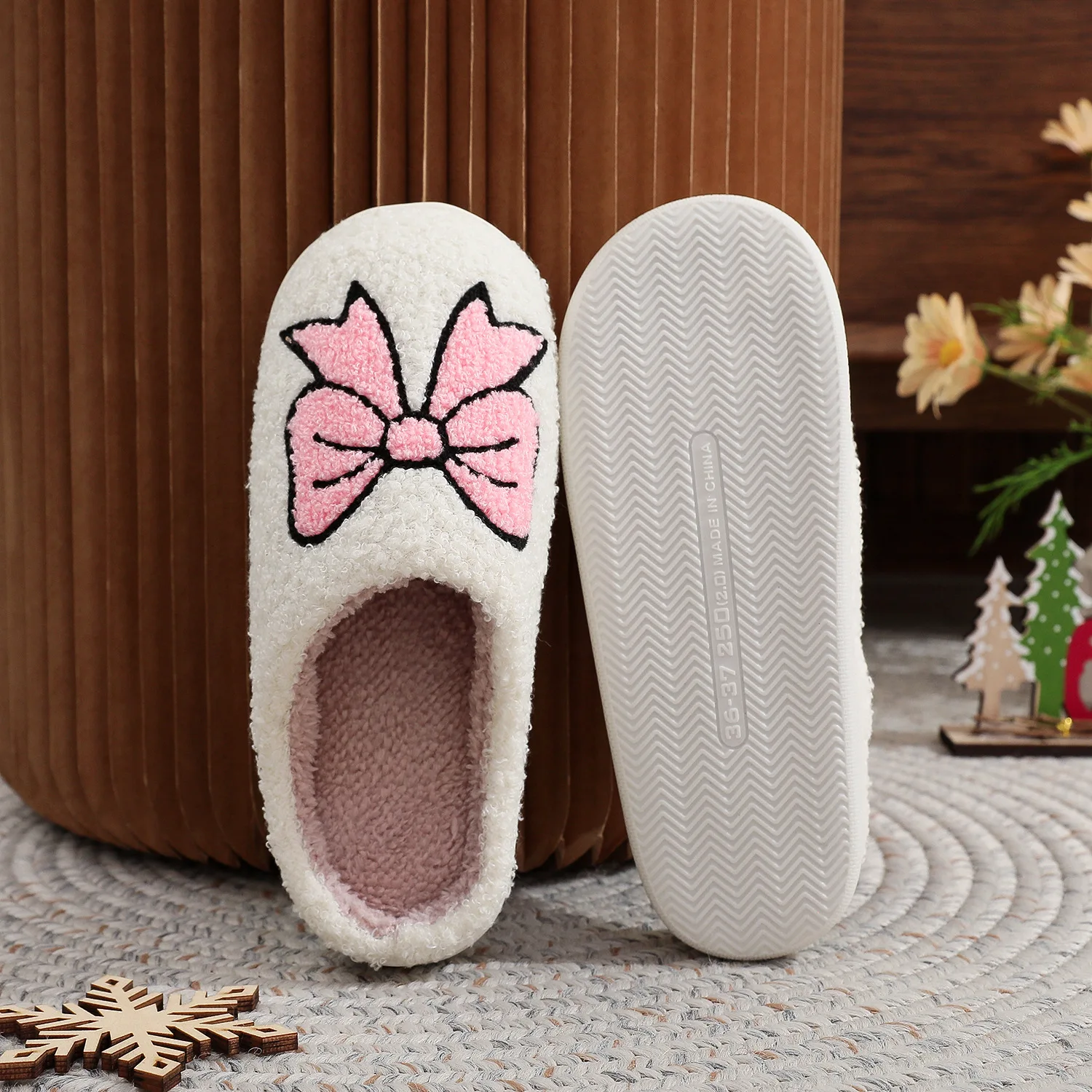 Women Bow Knot Slippers  Home Platform Anti Slip Soft Slippes Winter Kawaii Women Indoor Warm Furry Cotton Shoes New Year Gift